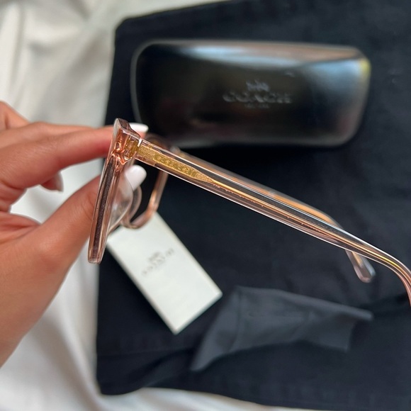 NWT Coach Pillow Frame Eyeglasses 🕶️✨ - Picture 5 of 5